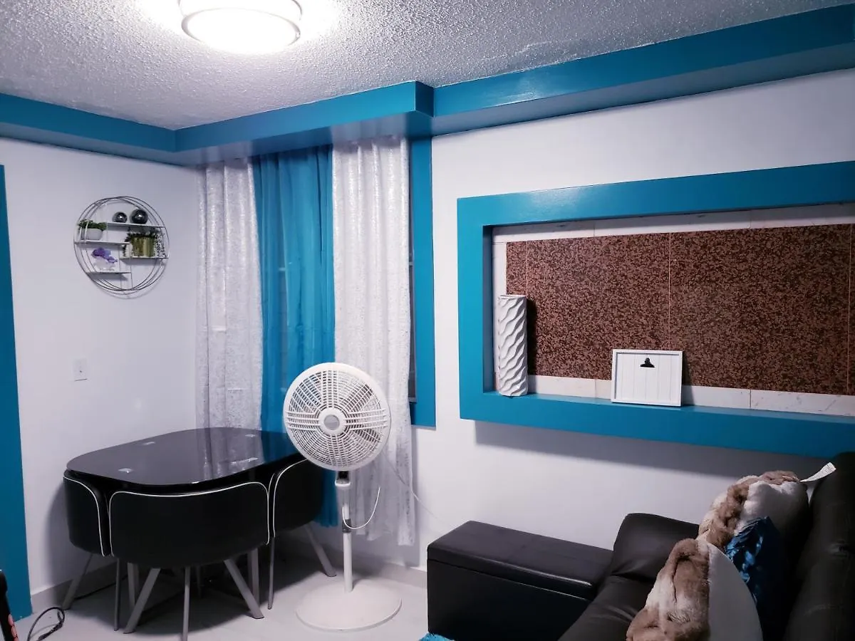 アパート Mh House Apt #1 カロライナ